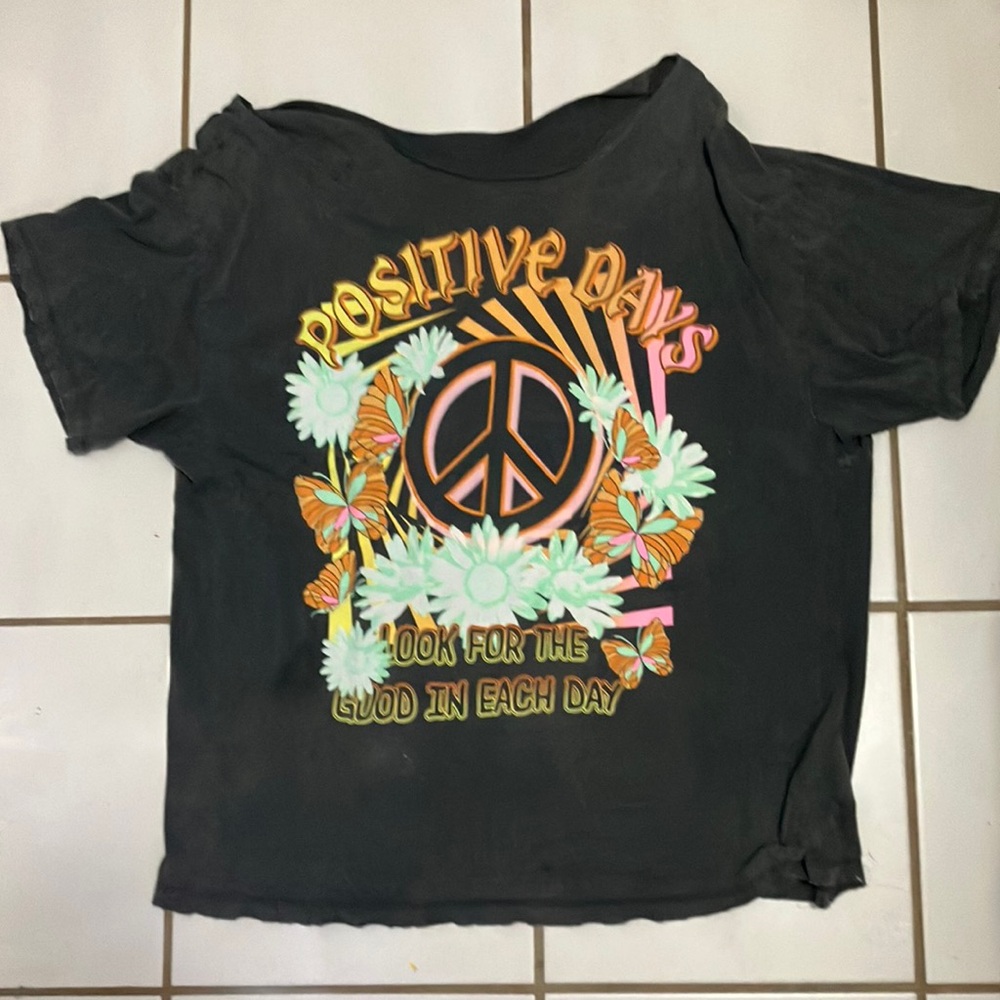 Urban outfitter graphic t-shirt